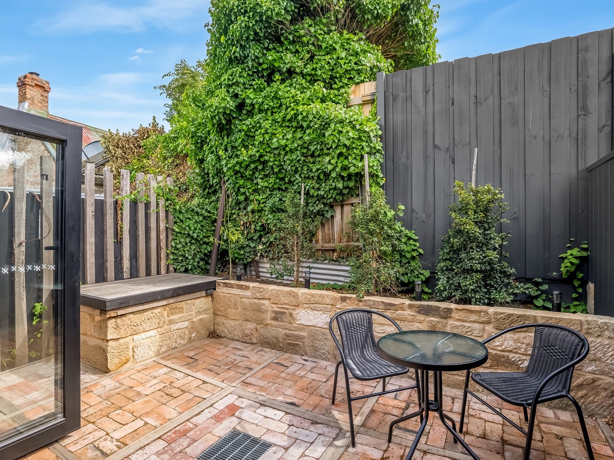Catherine Cottage – Stylish Hobart Stay gallery image 11