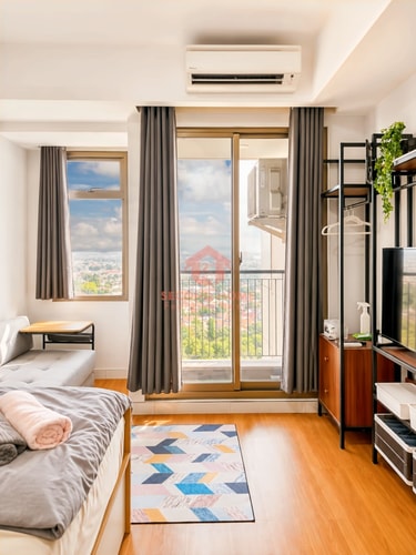 Cozy Studio Sakura Garden City w/ Pool