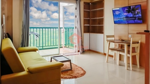 Marbella 2BR Apt w/ Pool & Wi-Fi