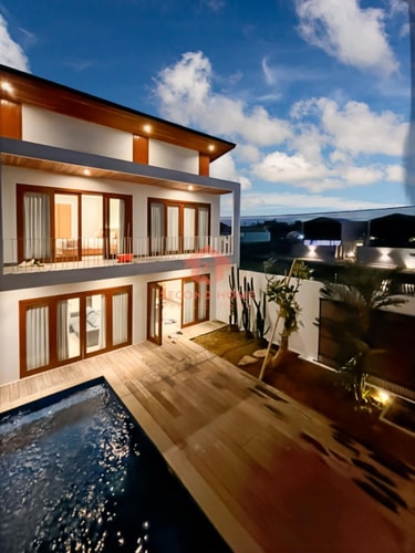 Large & Newly 3BR Krobokan Villa w/ Pool & Wi-Fi