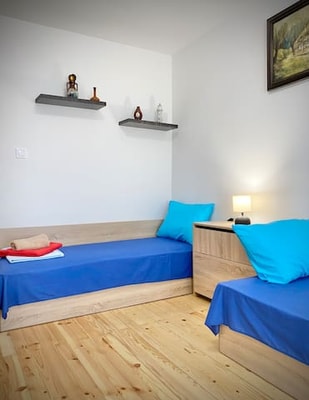 Lovely 2 Bedroom Apartment for 6 Guest in Burgas hosty.bg