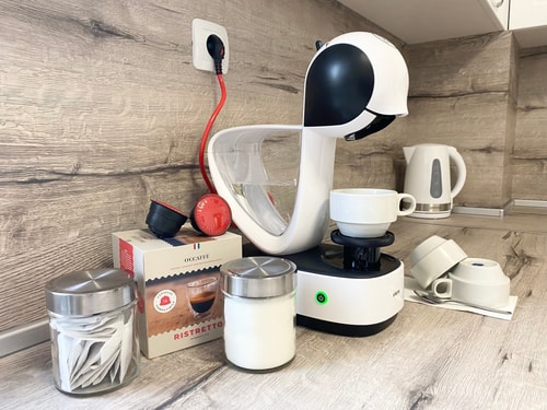 Cozy Studio next to State Opera with Work Space 8 hosty.bg