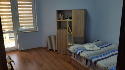 Bright apartment for 5 guests with free parking 38 hosty.bg