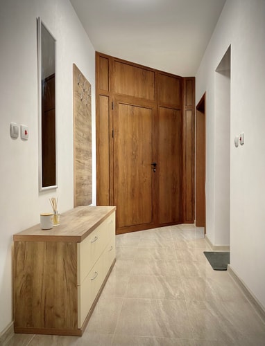 Top Location Apartment with 2 Baths  for 6 Guests 43 hosty.bg