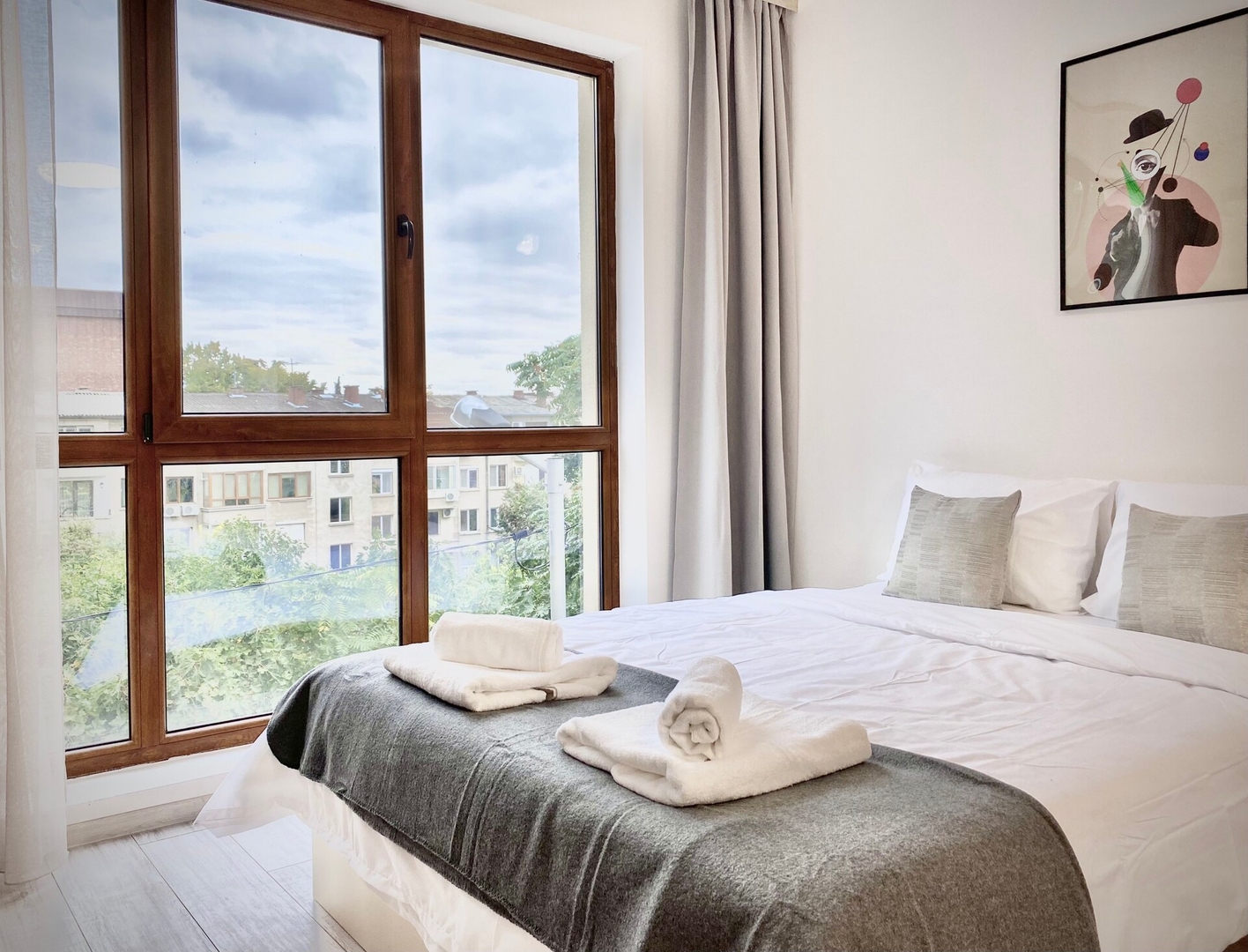Modern Studio for 4 persons with Fast Wi-fi & Tv hosty.bg