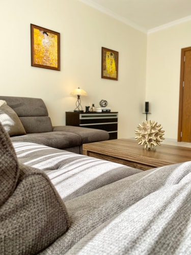 Great 2BDR Apartment in the Centre for 6 Guests 58 hosty.bg
