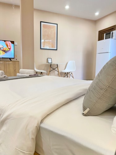Studio for 4 Guests Next to Mall & Free Parking 21 hosty.bg