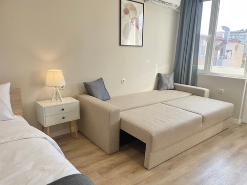 Elegant Studio for 4 Persons in Center & Parking 10 hosty.bg