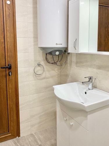 Modern Studio for 4 persons with Fast Wi-fi & Tv 27 hosty.bg