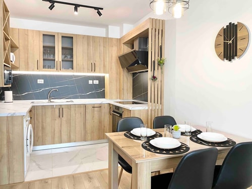 Colourful Apartment for 4 Guests 0 hosty.bg