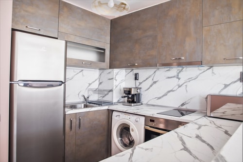 Bright apartment for 5 guests with free parking 13 hosty.bg