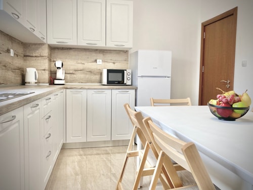 Top Location Apartment with 2 Baths  for 6 Guests 30 hosty.bg