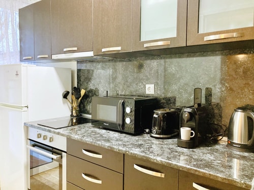 Cozy & Colourful 1Bed Apartment with Free Parking 17 hosty.bg