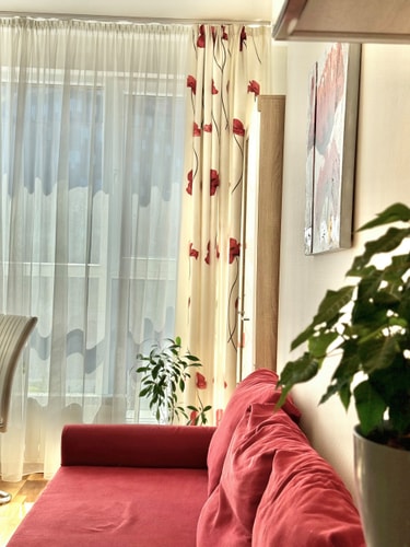 Sunny & Comfort Apartment next to Tech Park 26 hosty.bg