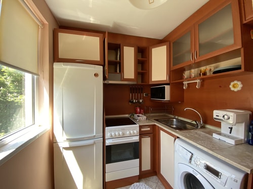 Sunny Central Apartment With TV, Wi-Fi & A/C 6 hosty.bg