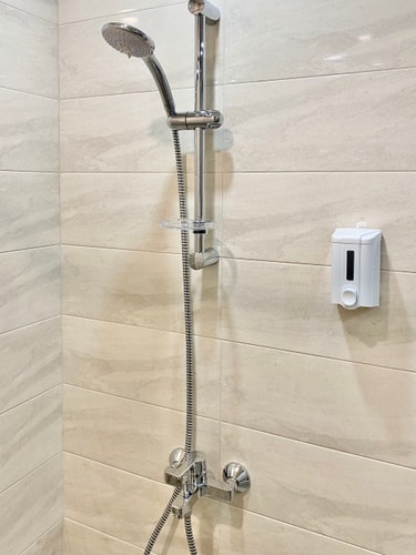 Cozy Studio next to State Opera with Work Space 25 hosty.bg