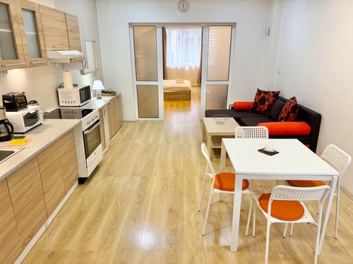 Top Centre 2BDR Apartment for 4 Guests 11 hosty.bg