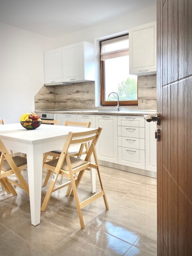 Top Location Apartment with 2 Baths  for 6 Guests 28 hosty.bg