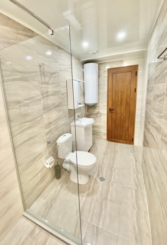 Cozy Studio next to State Opera with Work Space 23 hosty.bg