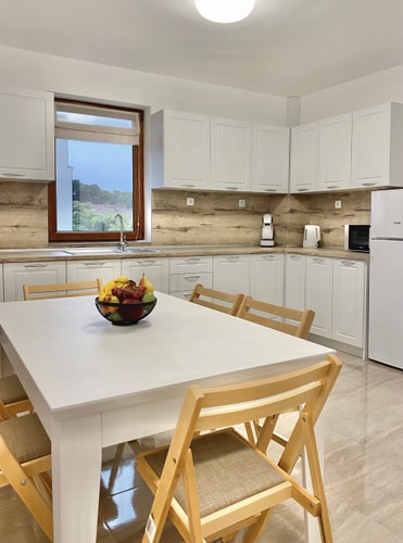 Spacious & Cozy 2 bed Apartment with Fast Wi-fi 37 hosty.bg