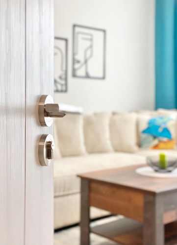 Colourful Apartment for 4 Guests 6 hosty.bg