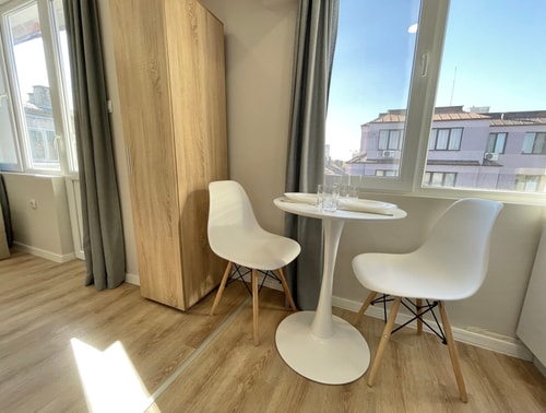 Elegant Studio for 4 Persons in Center & Parking 23 hosty.bg