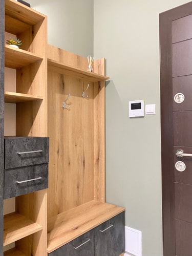 Art Apartment for 4 People  Free Parking & Wifi 41 hosty.bg