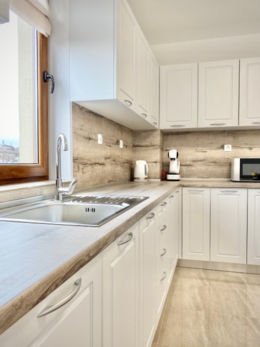 Top Location Apartment with 2 Baths  for 6 Guests 33 hosty.bg