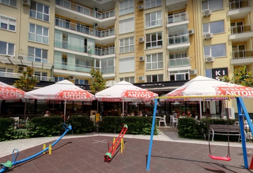 Bright apartment for 5 guests with free parking 14 hosty.bg