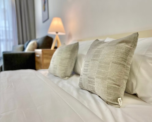 Top Location Apartment with 2 Baths  for 6 Guests 8 hosty.bg