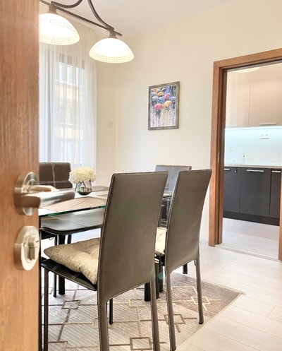 Great 2BDR Apartment in the Centre for 6 Guests 18 hosty.bg