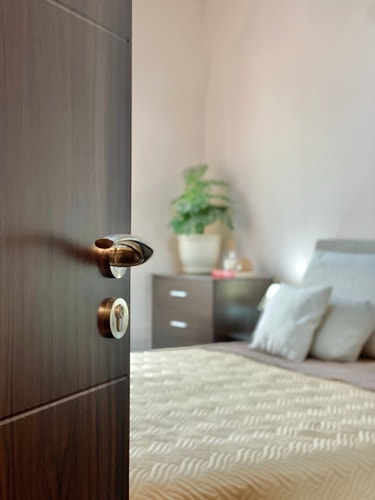 Sunny & Cozy Apartment for 4 27 hosty.bg