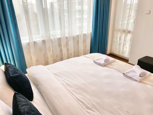 Art Apartment for 4 People  Free Parking & Wifi 18 hosty.bg