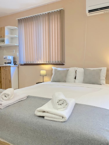 Studio for 4 Guests Next to Mall & Free Parking 41 hosty.bg