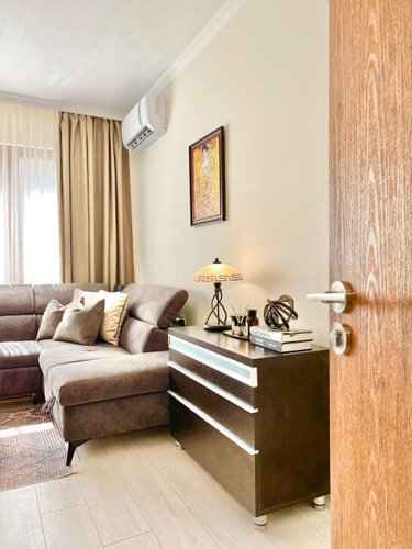 Great 2BDR Apartment in the Centre for 6 Guests 19 hosty.bg