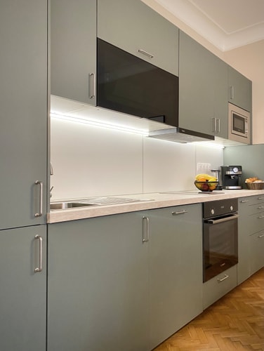 Top Centre Sofia Apartment for 6 17 hosty.bg