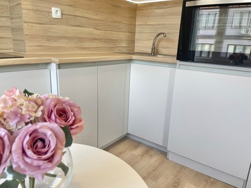 Elegant Studio for 4 Persons in Center & Parking 24 hosty.bg