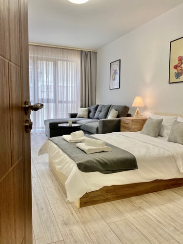 Top Location Apartment with 2 Baths  for 6 Guests 13 hosty.bg