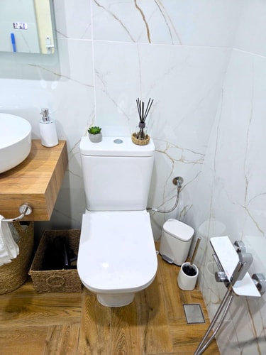 Cozy & Colourful 1Bed Apartment with Free Parking 7 hosty.bg