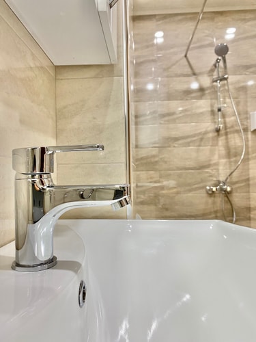Top Location Apartment with 2 Baths  for 6 Guests 38 hosty.bg