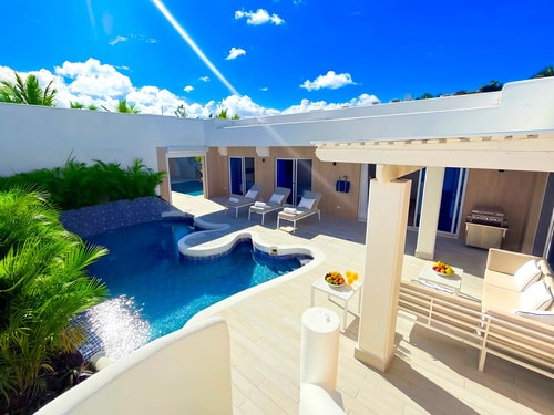 6BR Beach Resort Villa Marea | 2 Pools | Cinema