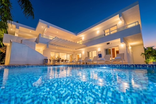 Beach Villa Fiesta | 6BR | Pool | Jacuzzi | Cinema