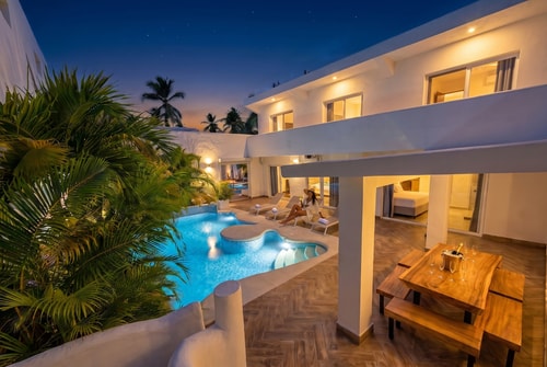 Beach Villa | 9BR | 2 Pools | Cinema | Concierge