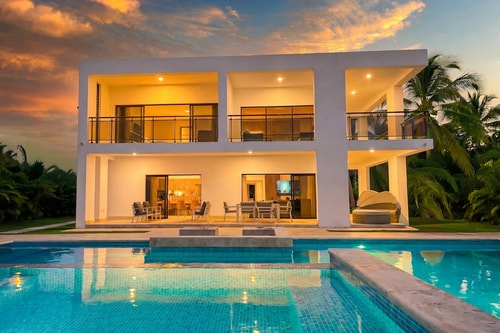 Beach Villa Sol | Jacuzzi & Pool | Concierge