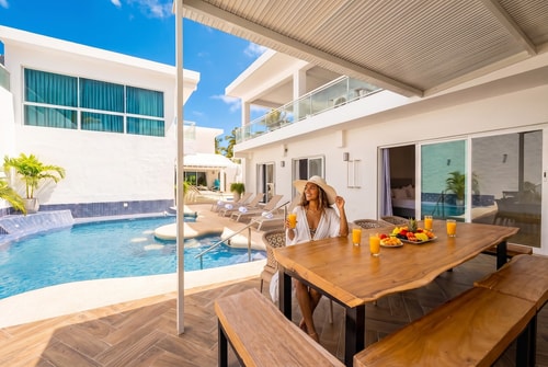 11BR Beach Villa | 3 Pools, Jacuzzi & Cinema