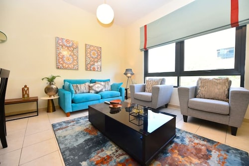 Lovely 1bed apartment in Greens - ADN Luxury Escapes