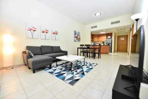 BRIG  -  PROMO RATE!!! Large Spacious 1-Bed for rent with garden view