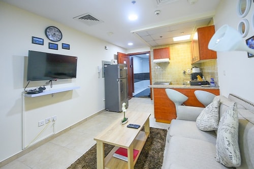 DNL -  AMAZING DEAL! Cozy studio for rent in JLT Luxury Escapes