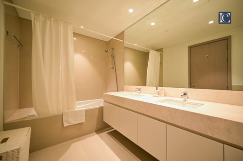 Stylish Downtown Dubai Stay |Act 1 Act 2 Tower 1 19 Vacation Homes