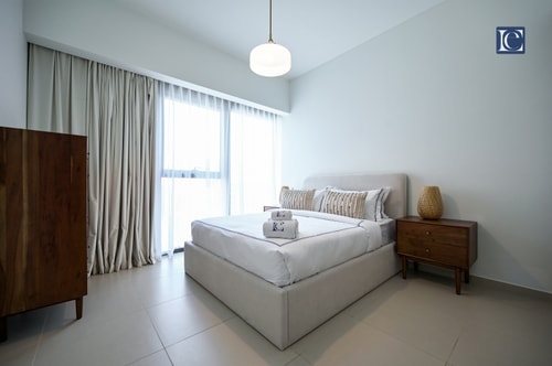 Stylish Downtown Dubai Stay |Act 1 Act 2 Tower 1 14 Vacation Homes